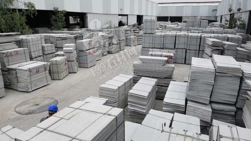 微晶石材质分类：选购与使用要点解析**